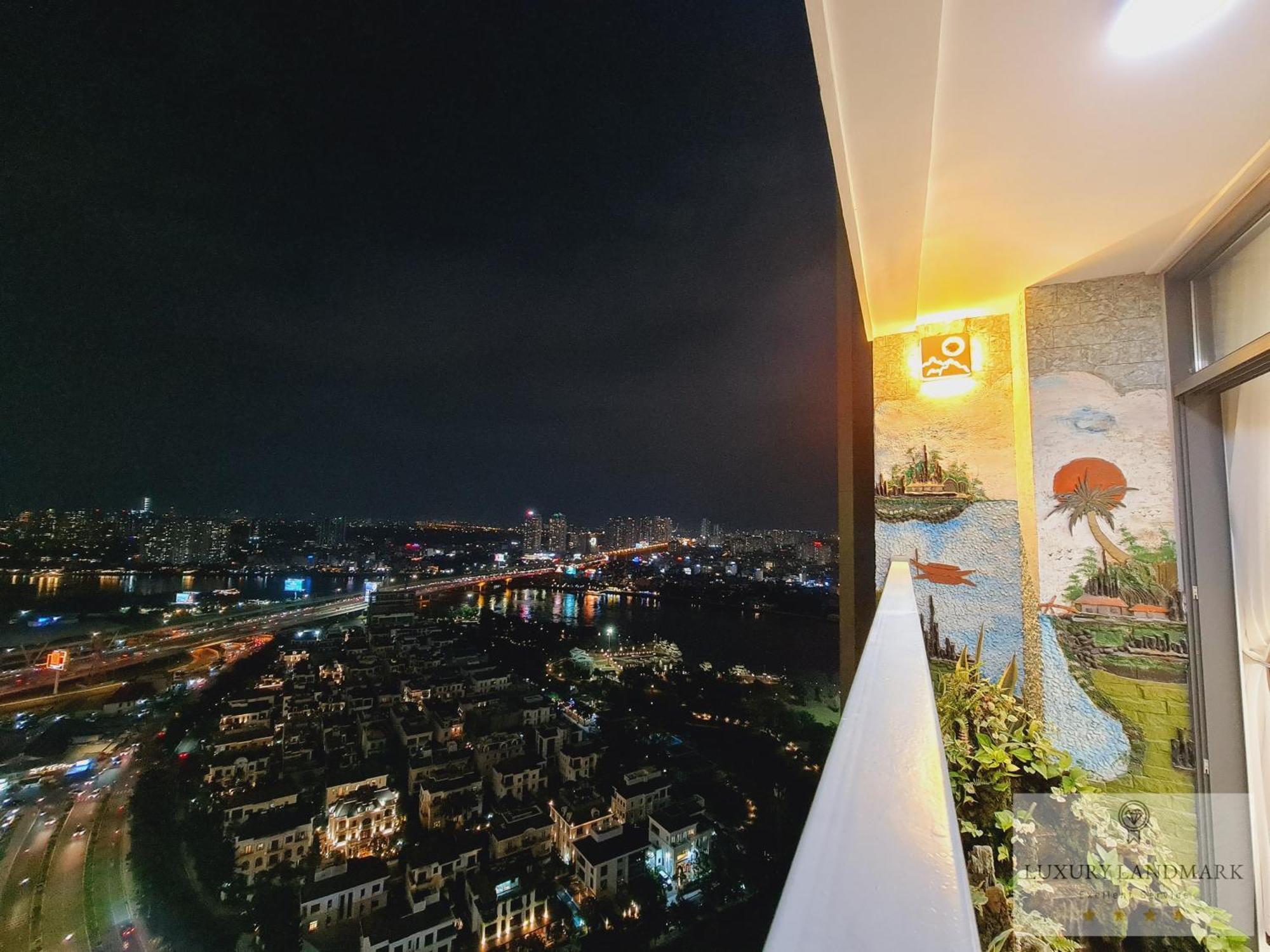 Landmark Saigon Pearl Riverview Residences